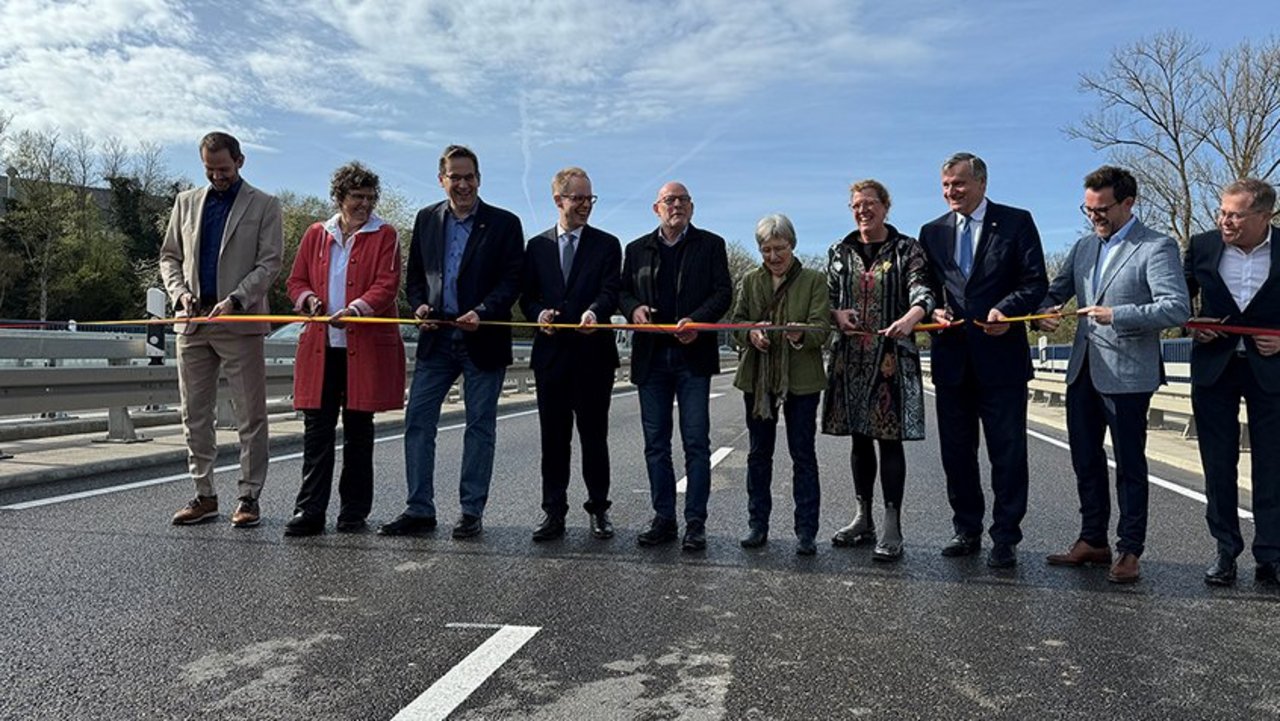 Verkehrsfreigabe der B 10 Enzbrücke Niefern
