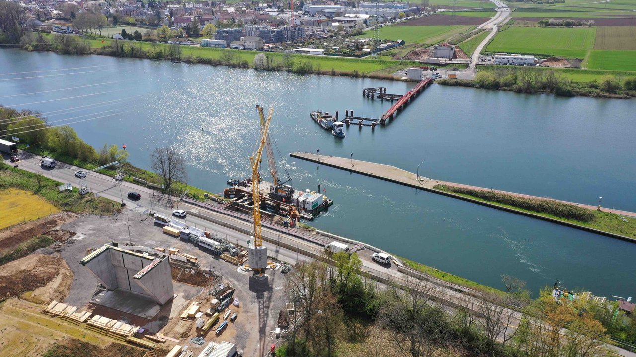 Neckarbrücke im Bau_Blick Nordufer nach Süd