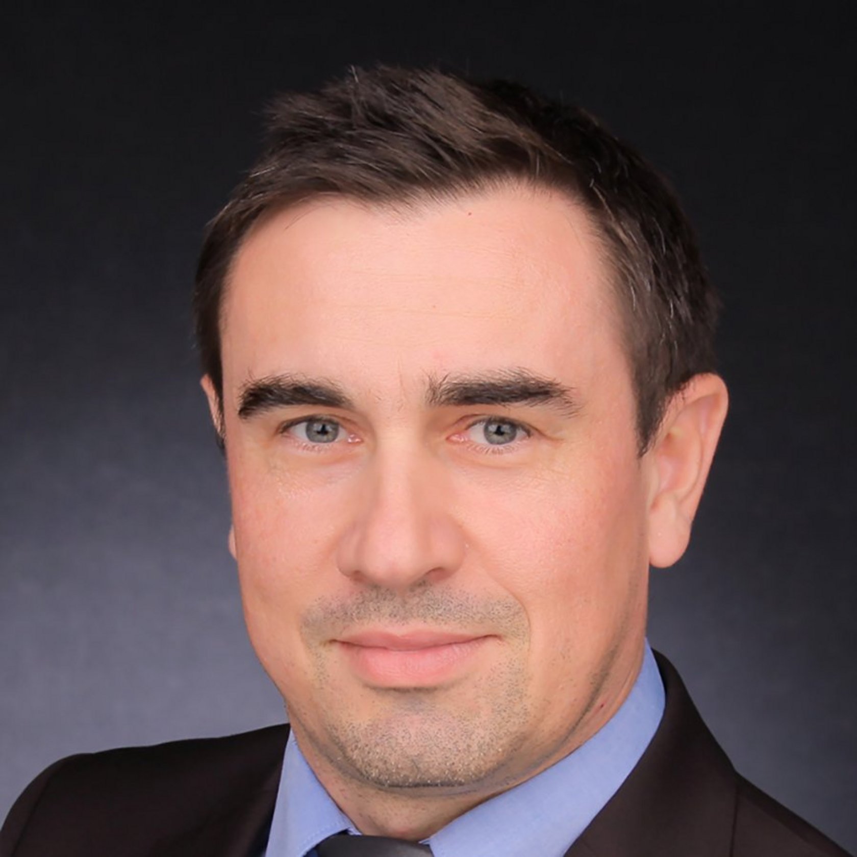 Marius Stach, Referatsleiter 13
