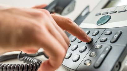 Pressekontakt Symbolbild einer Telefonanlage