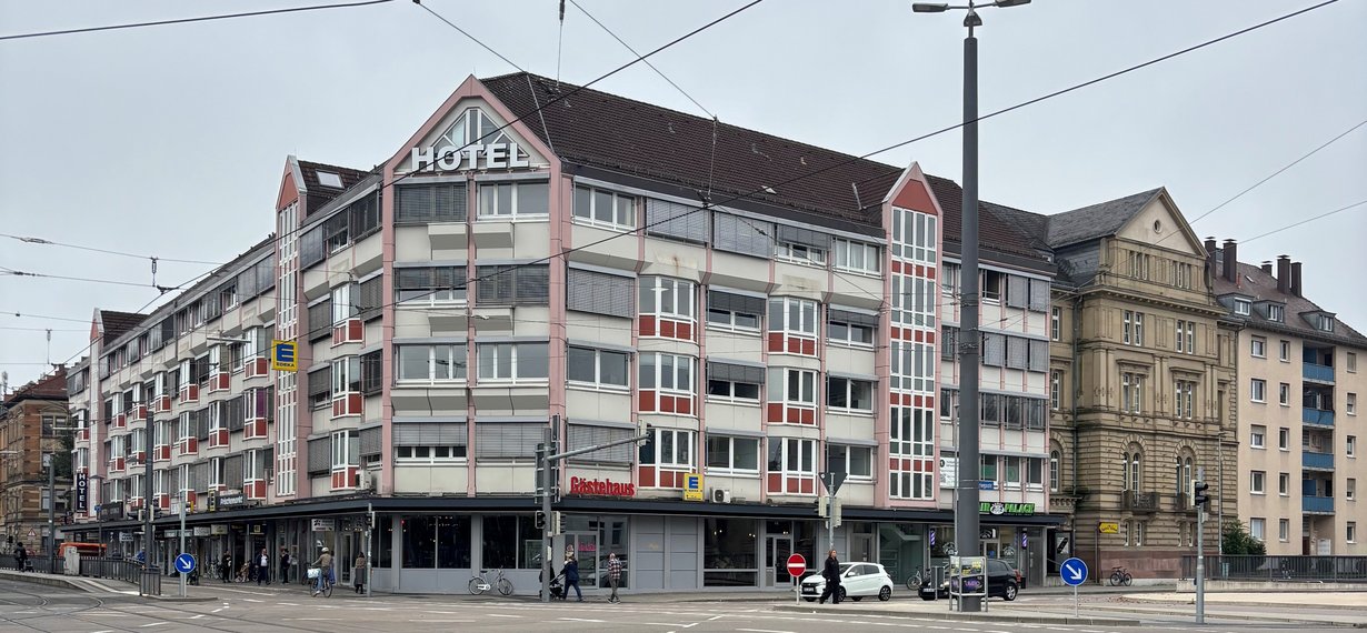 Auf diesem Bild sehen Sie das Dienstgebäude Karlstr. 46, 76133 Karlsruhe