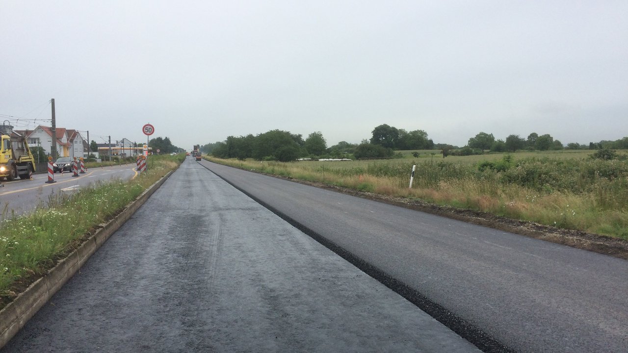 B36 Fahrbahndeckenerneuerung Rheinstetten, Sanierung lärmmindernder offenporiger Asphalt von 2016