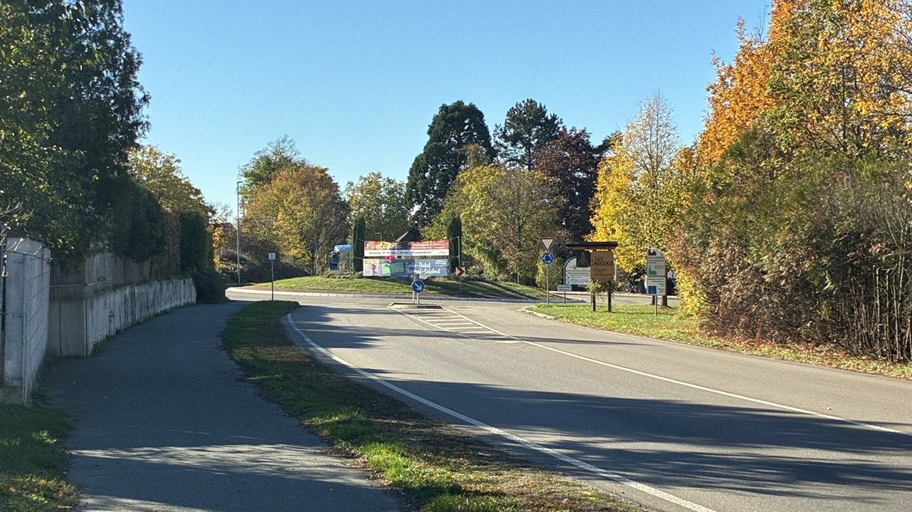 Blick auf den Kreisverkehr Mingolsheim Nord