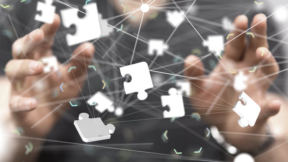 Zuständigkeiten Weiße, miteinander vernetzte Puzzleteile